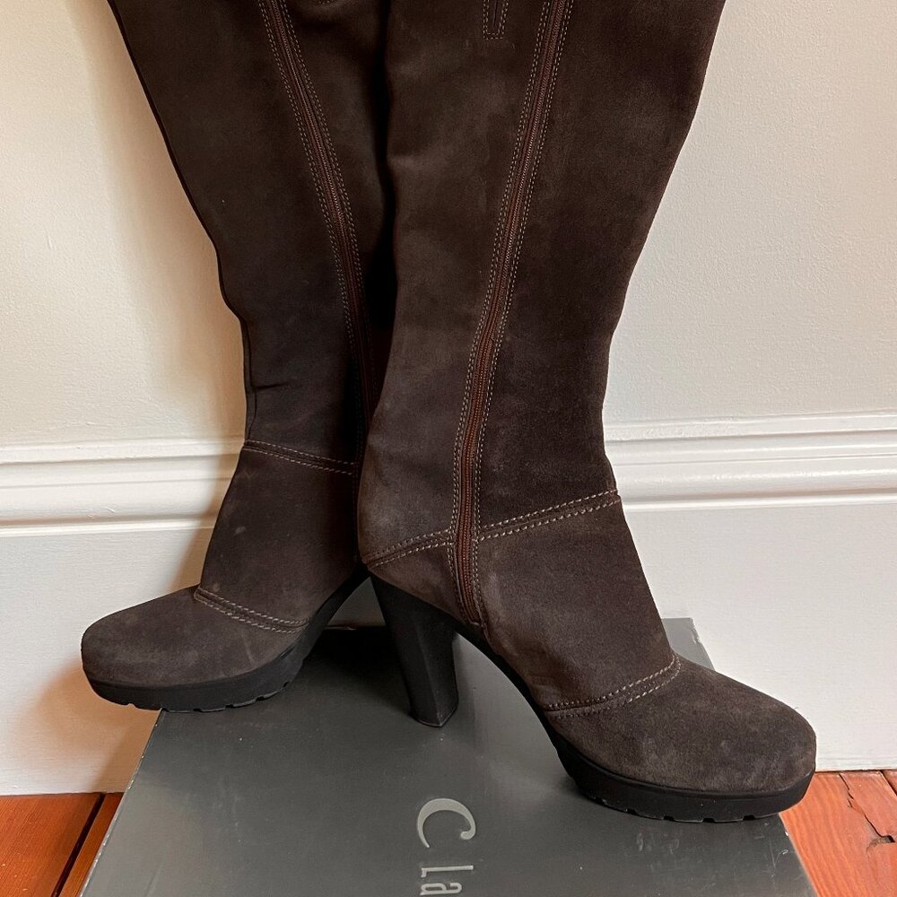 La Canadienne Martine Moka Suede boots, size 7.5